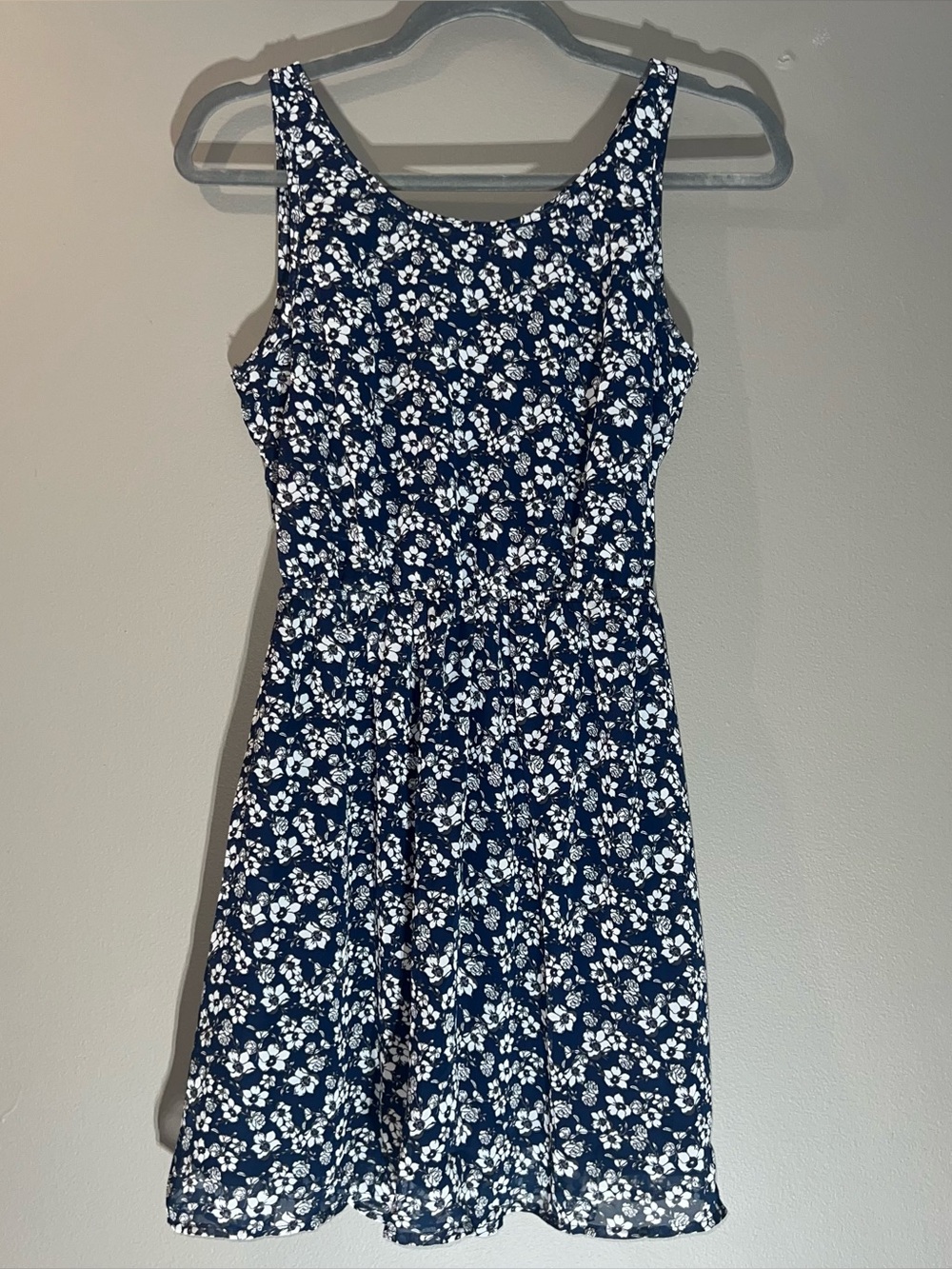 H&M Navy and White Floral Flowy Tank Dress w/ Back Cutout